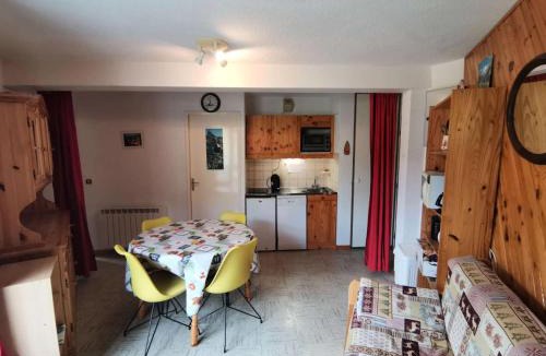 Reallon Apartment | Résidence Comete - 2 Pièces pour 6 Personnes 344