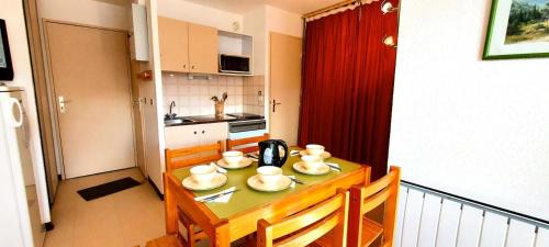 Reallon Apartment | Résidence Relais - Appartement 6 couchages vue montagne à Réallon 126R MAE-8961
