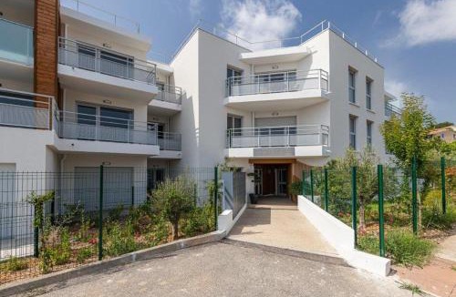 Villeneuve-Loubet Resort | Résidence Senior Marina Bay