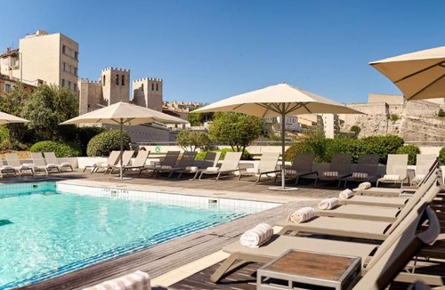 Saint-Victor Hotel | Radisson Blu Hotel Marseille Vieux Port