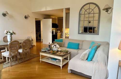 Old Town Apartment | 🍋 RARE FIND - STUNNING SEAFRONT APARTMENT IN TROPICAL GARDENS - IDEALLY LOCATED