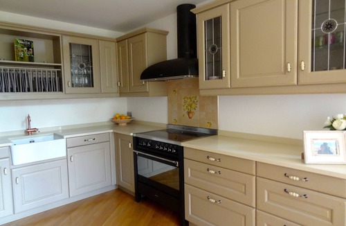 Old Town Apartment | 🍋 RARE FIND - STUNNING SEAFRONT APARTMENT IN TROPICAL GARDENS - IDEALLY LOCATED