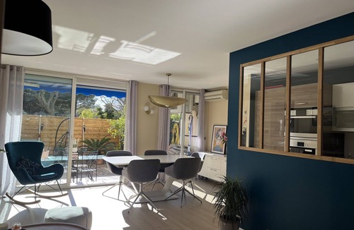 8th Arrondissement Apartment | RDJ, a 5-minute walk from the beaches and calanques