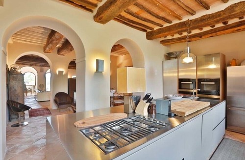 Monteriggioni Villa | Relax in the green, in the municipality of Monteriggioni just 7 km from Siena