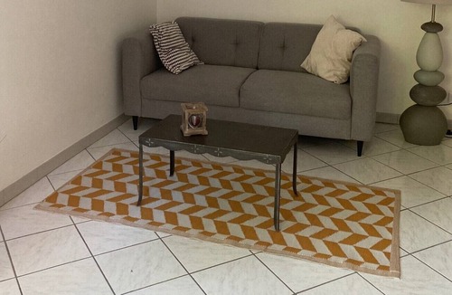 Gap Apartment | Renovated 37m2 studio, quiet, near downtown, parking, terrace, cleaning included