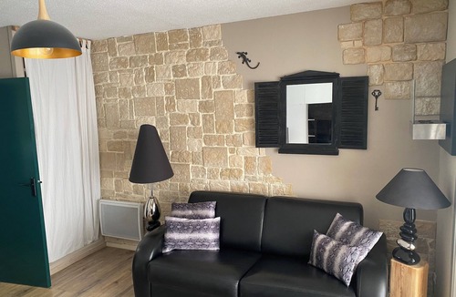 Enchastrayes Apartment | Renovated apartment between Sauze and Super Sauze