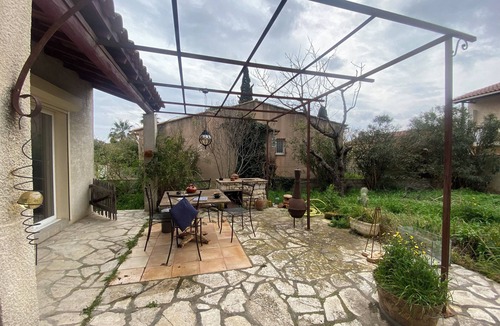 Istres House | Renovated house, elegant and central