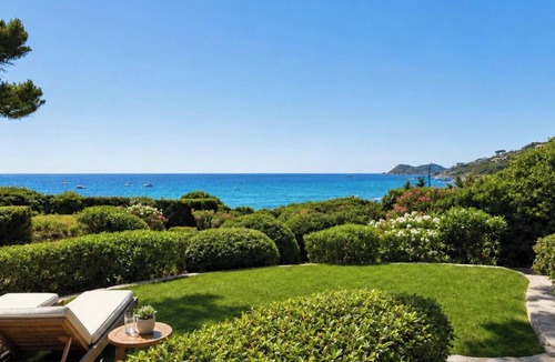 Ramatuelle House | Renovated L’Escalet Villa with Direct Sea & Beach Access near Saint-Tropez