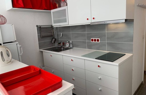 Meze Apartment | Renovated studio near beach with air conditioning and parking