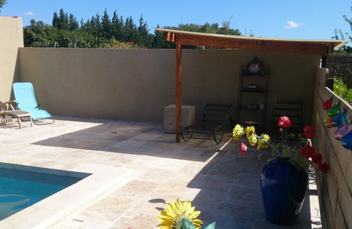 Barbentane Apartment | Rent 2 rooms of 50 m2 in mas provençal.