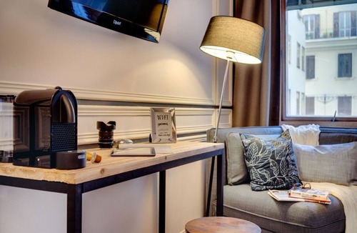Rione XVIII Castro Pretorio Apartment | Repubblica Central Suite