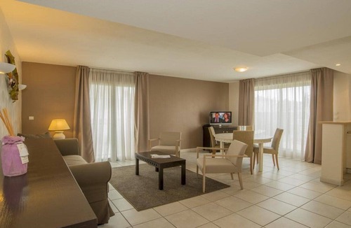 Carnot Apartment | Reserve your apartment in a **** hotel> Apartment 14