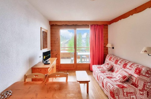 Puy-Saint-Vincent Apartment | Residence Le Hameau des Ecrins - maeva Home - 2 Room Apartment 4 People - Comfort