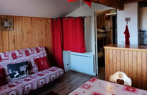 Le Sauze Apartment | Residence Le Roi Soleil - Studio for 4 People