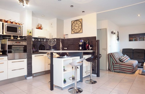 Les Baumettes Apartment | Residence "Les Terrasses Des Calanques" with Private Terrace, Private Whirlpool & Wi-Fi