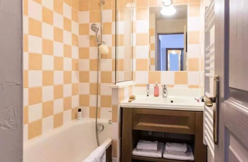 Les Claux Apartment | Residence Pierre & Vacances L'Albane - Apartment for 6 people - 1 bedroom + 1 sleeping area