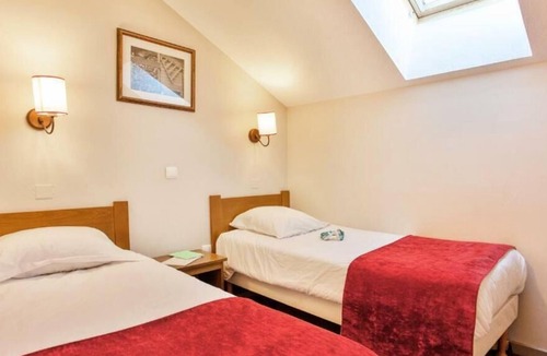 Les Claux Apartment | Residence Pierre & Vacances L'Albane - Apartment for 7 people - 2 bedrooms