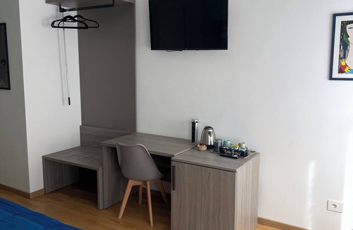 Venezia Nuova House | RESIDENCEVIAGRANDE110 RENTS DOUBLE ROOM WITH BALCONY AND PRIVATE BATHROOM