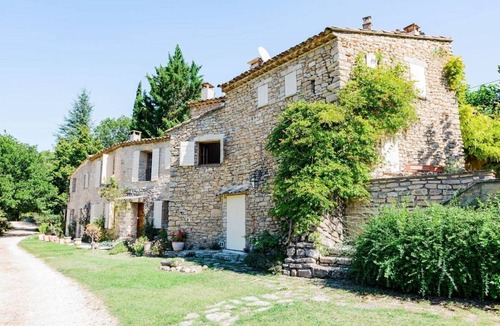 Saint-Martin-de-Castillon House | Restored stone sheepfold Saint Martin de Castillon