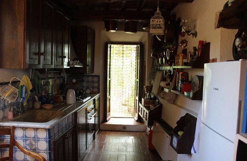 Castellina in Chianti House | Restored farmhouse in heart of chianti with swimming pool and tennis court.