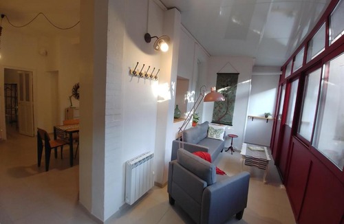 Convention Apartment | rez de chaussée centre, jardin