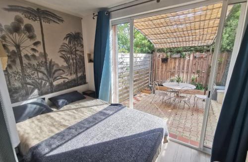Sausset-les-Pins Apartment | Rez de jardin Le Mooréa est à 5 min de l'hyper centre et plages