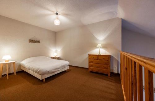 Jausiers Apartment | Rive Tranquille - WIFI - Parking - Plan d'eau