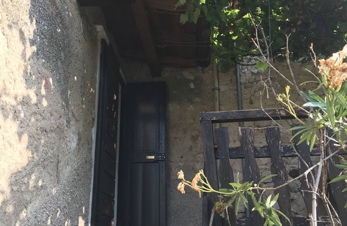 Brenzone sul Garda House | Romantisches Rustico mit Traumhaftem Seeblick in Sehr Ruhiger Lage