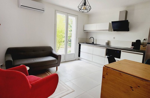 Lorgues Apartment | Romarin, un Appartement T3 Climatisé, Tout Confort, au Cœur de la Provence