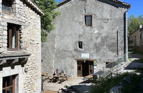 Blieux Apartment | Room 'Chambre Jaune' with Mountain View, Shared Terrace and Shared Garden