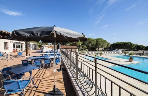 Frejus House | Room for 2 People with Disabilities