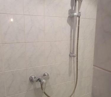 L'Ariane House | room for rent staying with a resident
