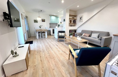 Saint-Andre-de-la-Roche Apartment | ROSE-COCO HOUSE 7 kilometers from NICE (Alpes Maritimes)