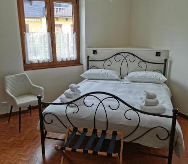 Pralungo Bed & Breakfast | Rosso di Sera B & B