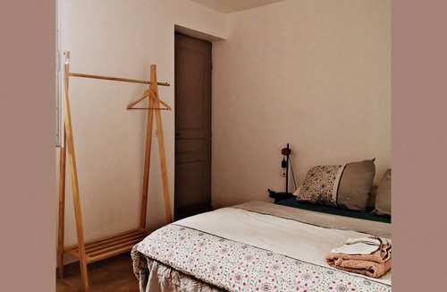 Gemenos Bed & Breakfast | Rustic B&B w/Private Bathroom, Free Parking