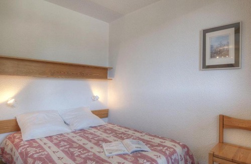 Chantemerle Apartment | Séjour montagne à Serre-Chevalier, appartement 4 pers. avec balcon, proche commerces. - FR-1-330E-69