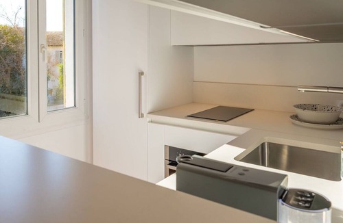 Saint-Tropez City Centre Apartment | Saint-Tropez: Bright apartment near the port