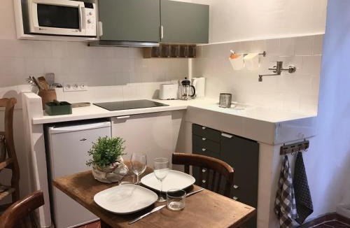 Apt Apartment | Sainte Anne