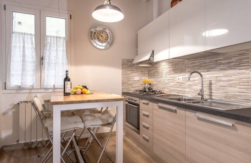 Sant' Ambrogio Apartment | Santa Croce Place in Florence by Mmega