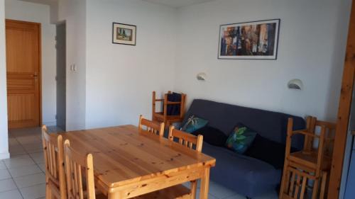 Savines-le-Lac Apartment | SAVINES LE LAC APPARTEMENT VUE SUR LE LAC