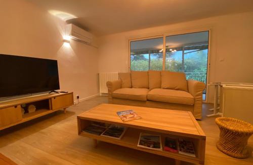 Boulouris-sur-Mer Villa | Sea and Sun
