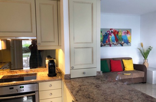 Frejus Plage Apartment | SEAFRONT: T2 * * * , GARAGE, AIR-CONDITIONING, WI-FI