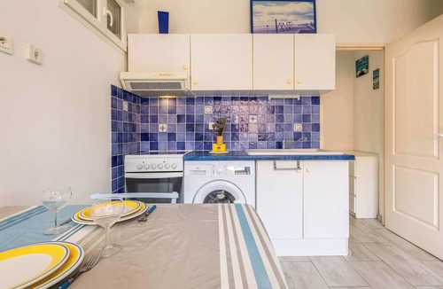 Valras-Plage Apartment | Seaside Apartment – Ideal for Families and Friends
