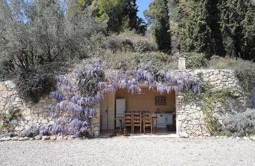 Tourrettes Villa | Secluded villa with heated infinity pool stunning views. Cannes 30mins