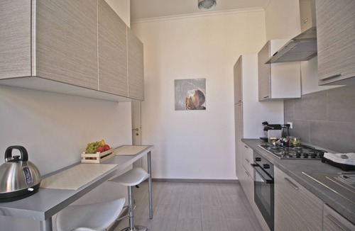 Rione III Colonna Apartment | Self Catering Apartment Roman Penthouse