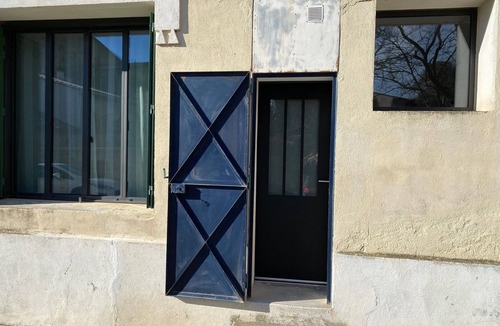 Saint-Andre-de-Sangonis Apartment | Self-contained apartment in village house