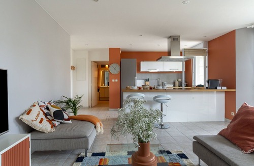 8th Arrondissement Apartment | SIROCCO - Bel appartement avec extérieur proche des plages