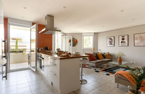 8th Arrondissement Apartment | SIROCCO - Bel appartement avec extérieur proche des plages