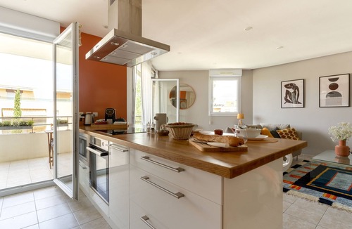 8th Arrondissement Apartment | SIROCCO - Bel appartement avec extérieur proche des plages