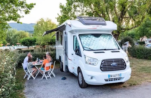 Sisteron House | Sites and Landscapes Les Prés Hauts * - Classic mobile home Durance 4 people